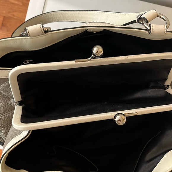 COACH LAURA SPECTATOR PEBBLED LEATHER KISS LOCK SHOULDER BAG - Picture 9 of 16